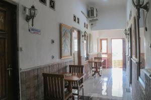 Fotografie z fotogalerie ubytování Wisma Vandera Syariah Garut Mitra RedDoorz v destinaci Garut