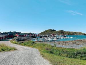 Fotografie z fotogalerie ubytování Holiday home Meløy v destinaci Meløyskagen