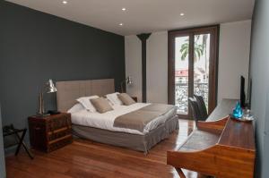 Легло или легла в стая в Hôtel des Palmistes