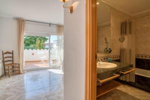 Billede fra billedgalleriet på Plaça de la Sardana Casa acollidora per 8 persones a 5 minuts de la Platja Gran i del centre de Platja d'Aro i Platja  d'Aro + 30 billeder