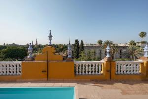 Bazén v ubytovaní Numa Seville Prestigio alebo v jeho blízkosti