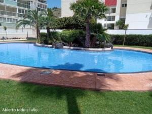 Basen w obiekcie Holiday Apartment Torres Montecarlo lub w pobliżu