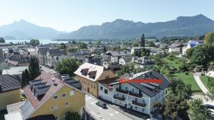Peisaj natural din apropierea acestui hotel