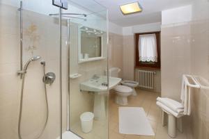 Koupelna v ubytování Hotel Biancaneve