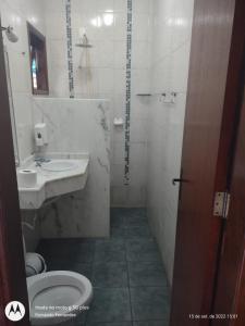 Kúpeľňa v ubytovaní solar das margaridas