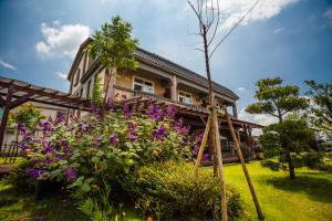 Aed väljaspool majutusasutust Zhuyuan Ju B&B