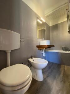 Koupelna v ubytování Antico Albergo di Cavaglia Sterna