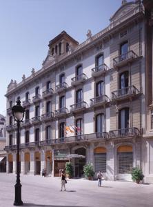 Photo de la galerie de l'établissement Catalonia Portal de l'Angel, à Barcelone