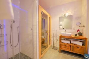 Kúpeľňa v ubytovaní L'Isle - Lofts & Lakes certified 5-stars + 24 fotografií
