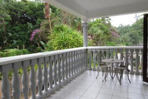 Μπαλκόνι ή βεράντα στο Dieu Donnee River Lodge