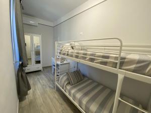 Casa Verziere tesisinde bir ranza yatağı veya ranza yatakları