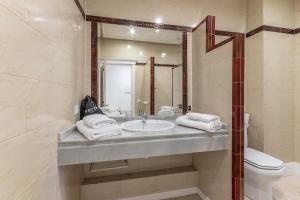 Ванная комната в Habitaciones Apartamento B&B Plaza Nueva 8