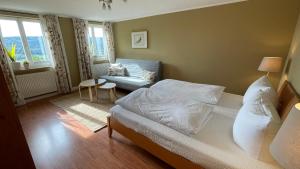 Letto o letti in una camera di Waldgasthaus Balsamine