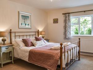 Легло или легла в стая в Bluebell Cottage