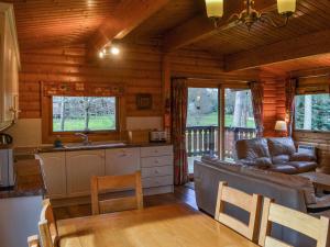 Gallery image of Cosy Lodge - Uk37418 in Legbourne