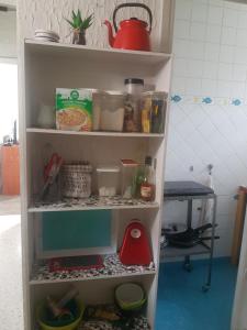 Η κουζίνα ή μικρή κουζίνα στο 1er etage privatif dans une maison +6 φωτογραφίες