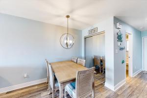 Imagen de la galería de Sunset Harbor Palms 2-108, en Navarre