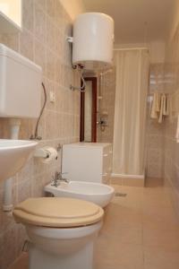 Koupelna v ubytování Apartments with a parking space Veli Losinj, Losinj - 8060