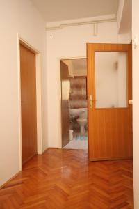 Fotografie z fotogalerie ubytování Seaside apartments with a swimming pool Ugljan - 829 v destinaci Ugljan