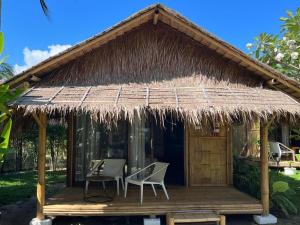 Ein Garten an der Unterkunft Margarita Beach