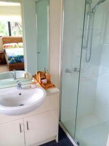 Gallery image of Award Winning Beach Front Retreat in Frankston +28 photos