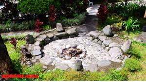 Fotografie z fotogalerie ubytování Log Cabin Hotel - Baguio v destinaci Baguio