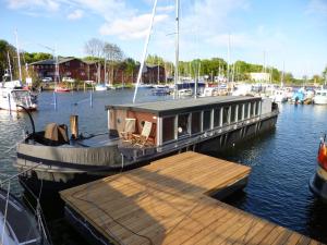 Photo de la galerie de l'établissement Hausboot Dänholm, à Stralsund