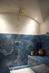 Koupelna v ubytování Perlekech Riad & Spa