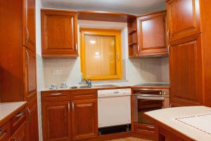 Η κουζίνα ή μικρή κουζίνα στο Holiday Home Zelenka +7 φωτογραφίες