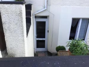 Foto sihtkohas Plymouth asuva majutusasutuse Apartment with shared garden and basic equipments galeriist