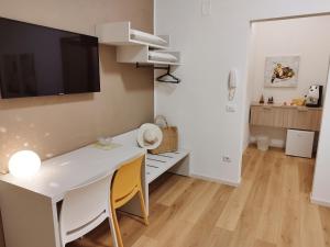 Kuchyňa alebo kuchynka v ubytovaní Alcamo Rooms con garage privato