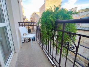 Balkón alebo terasa v ubytovaní Alcamo Rooms con garage privato