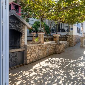 Budova, kde se apartmán nachází + 25 fotografií