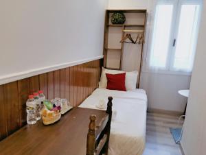 Posedenie v ubytovaní Barcelona CoronaHostal