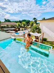 Bazén v ubytování Imperatriz Paraty Hotel nebo v jeho okolí