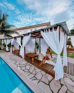 Bazén v ubytování Imperatriz Paraty Hotel nebo v jeho okolí