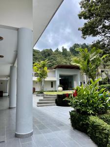 Taman di luar The Haven - Hotel & Spa, - Adults Only