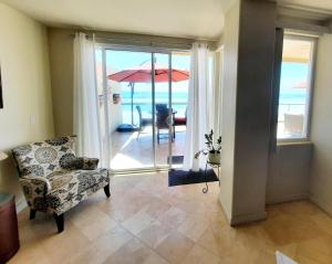 Gallery image of Stunning oceanfront condo on usable Sandy Beach in Rosarito