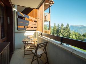 Výhľad na hory alebo výhľad na hory priamo z apartmánu + 2 fotografie