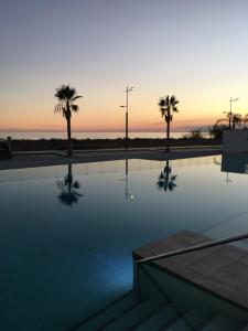 The swimming pool at or close to Duna Beach - Infinity Pool