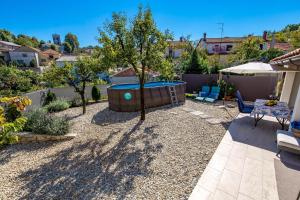 Vonkajšia záhrada v ubytovaní Rural holiday home Stankolina Opatija