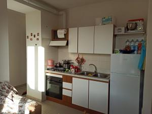 Kuchyňa alebo kuchynka v ubytovaní Residenza Scikkettosa