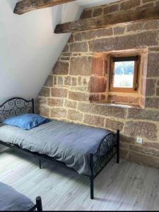 Fotografia z galérie ubytovania Villa avec jaccuzi v destinácii Noailhac