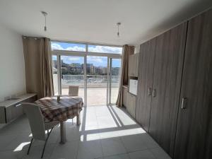 Posezení v ubytování Amazing sea view penthouse near Valletta