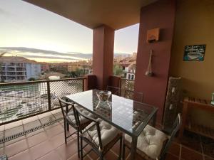 Balkón alebo terasa v ubytovaní Apartamento con terraza sobre La Marina de Sotogrande
