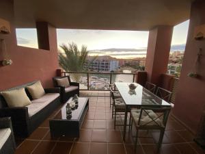 Balkón alebo terasa v ubytovaní Apartamento con terraza sobre La Marina de Sotogrande