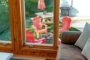 Balkón nebo terasa v ubytování Sunroom on Maple