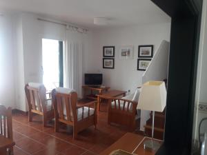 Μια τηλεόραση ή/και κέντρο ψυχαγωγίας στο Via de Jardin 10 casa 20