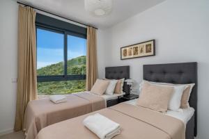 Fotografie z fotogalerie ubytování Stunning penthouse w private pool in El Higueron by Costarentals - Ref 178 v destinaci Fuengirola