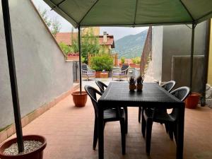 Nespecifikovaný výhled na hory nebo výhled na hory při pohledu z apartmánu